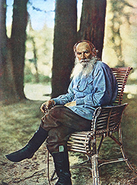 Photo of Tolstoy taken in 1908
