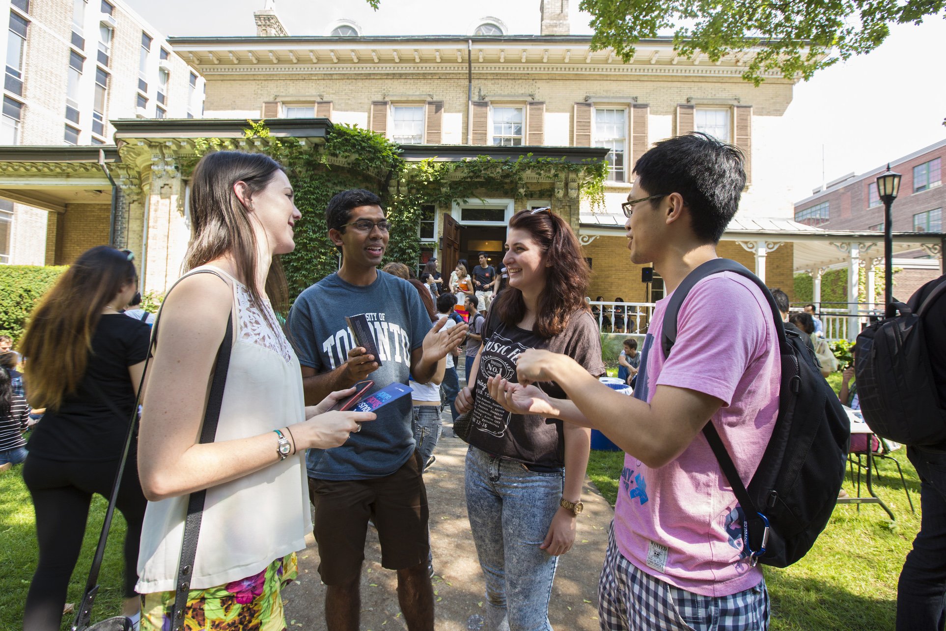 Photo of international students standing outside the Centre for International Experience