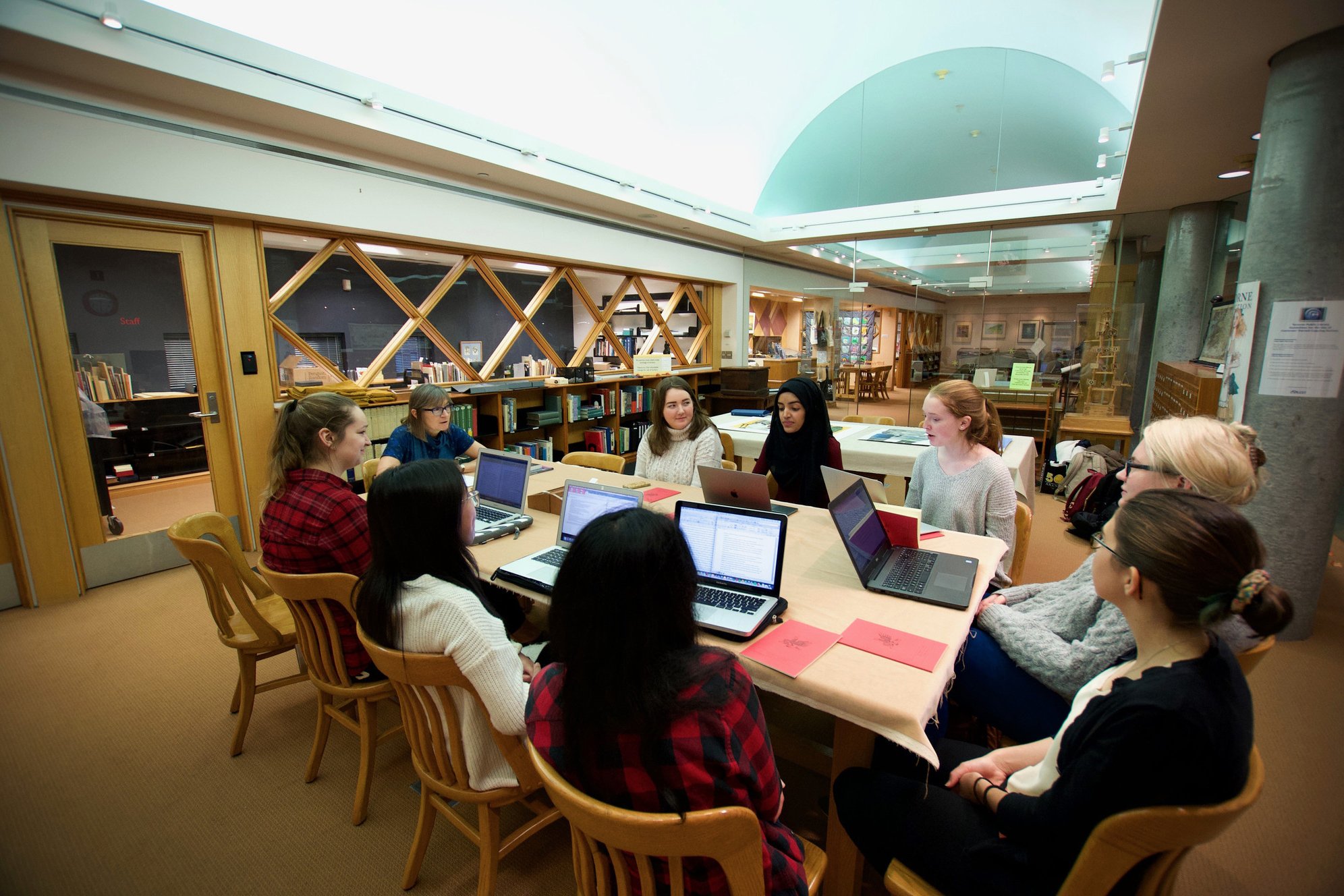 Một buổi trong chuỗi chương trình FLC tại University of Toronto