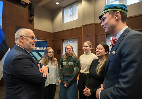 Estonian President chatting with students