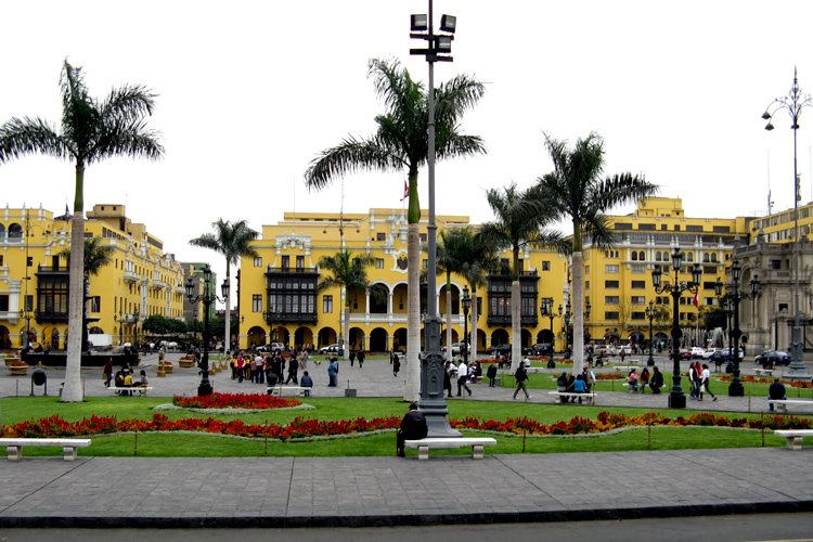 Plaza de Armas (Plaza Mayor) in Lima.