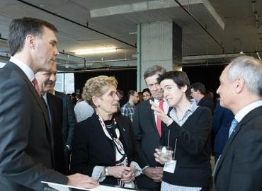 U of T Associate Professor Raquel Urtasun (second from right) with (from left) Minister of Finance Bill Morneau, Ontario Minister of Research, Innovation and Science Reza Moridi, Premier Kathleen Wynne, Mayor John Tory and U of T President Meric Gertler.