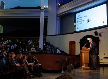 Gordon Cressy, a former vice-president of development and university relations at U of T, spoke to Cressy Award winners at Convocation Hall on April 22.