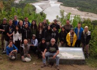 Chris Darling, Spencer Barrett and the students of the Tropical Field Biology course at the Alto Madre de Dios river.