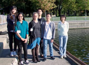 Bonnie McElhinny with her students Soohyun Kim, Asviniya Kokilathason, Weiyuan Che, Kenneth Lao and Chika Toda.