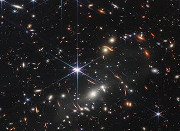 Images of stars from James Webb telescope